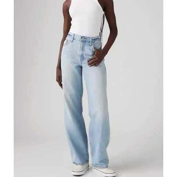 Levi's Premium 28x30 Baggy Dad Women's Jeans Pick Sides Light Wash - Picture 1 of 8